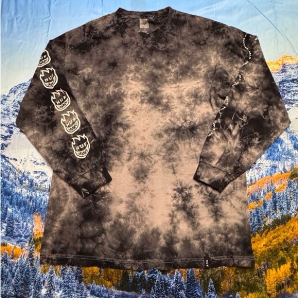 HUF Longsleeve Tee
